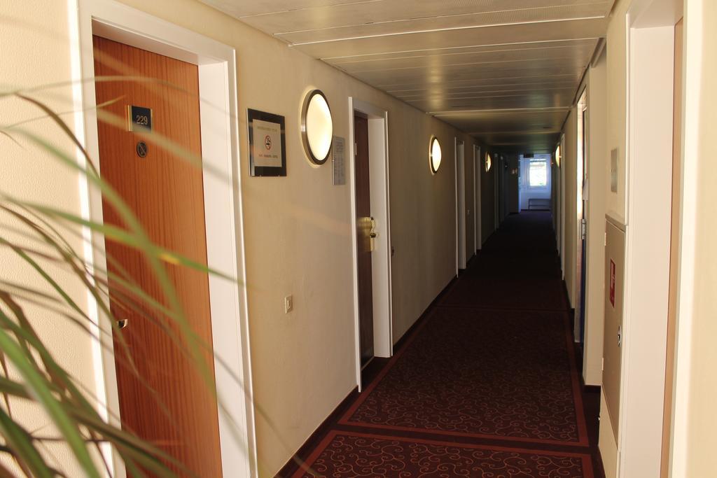 Wiking Hotel Henstedt Ulzburg Bagian luar foto